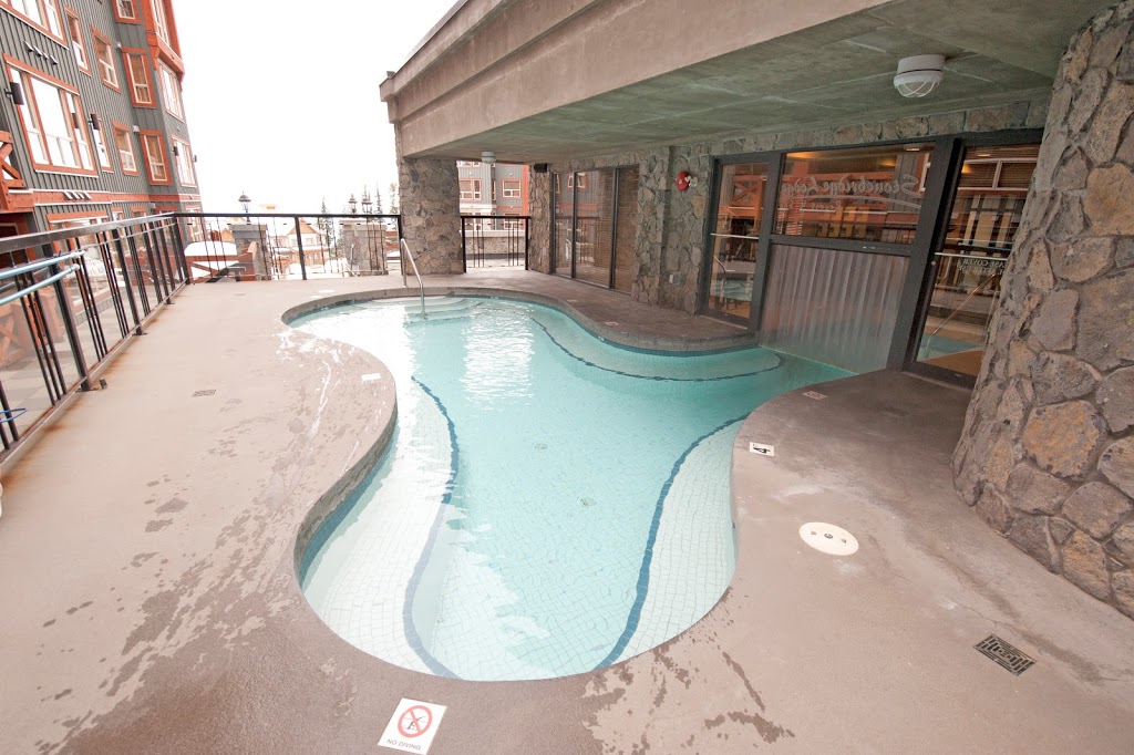 Stonebridge Lodge | 5255 Big White Rd, Kelowna, BC V1P 1P3, Canada | Phone: (250) 765-8888