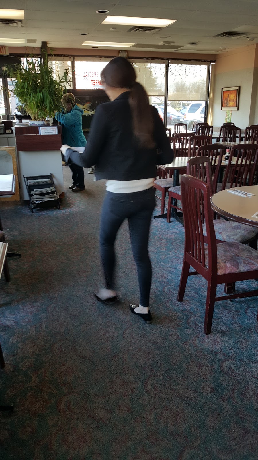 Szechuan Palace Restaurant | 306 Burnside Rd W, Victoria, BC V8Z 1M1, Canada | Phone: (250) 382-2823