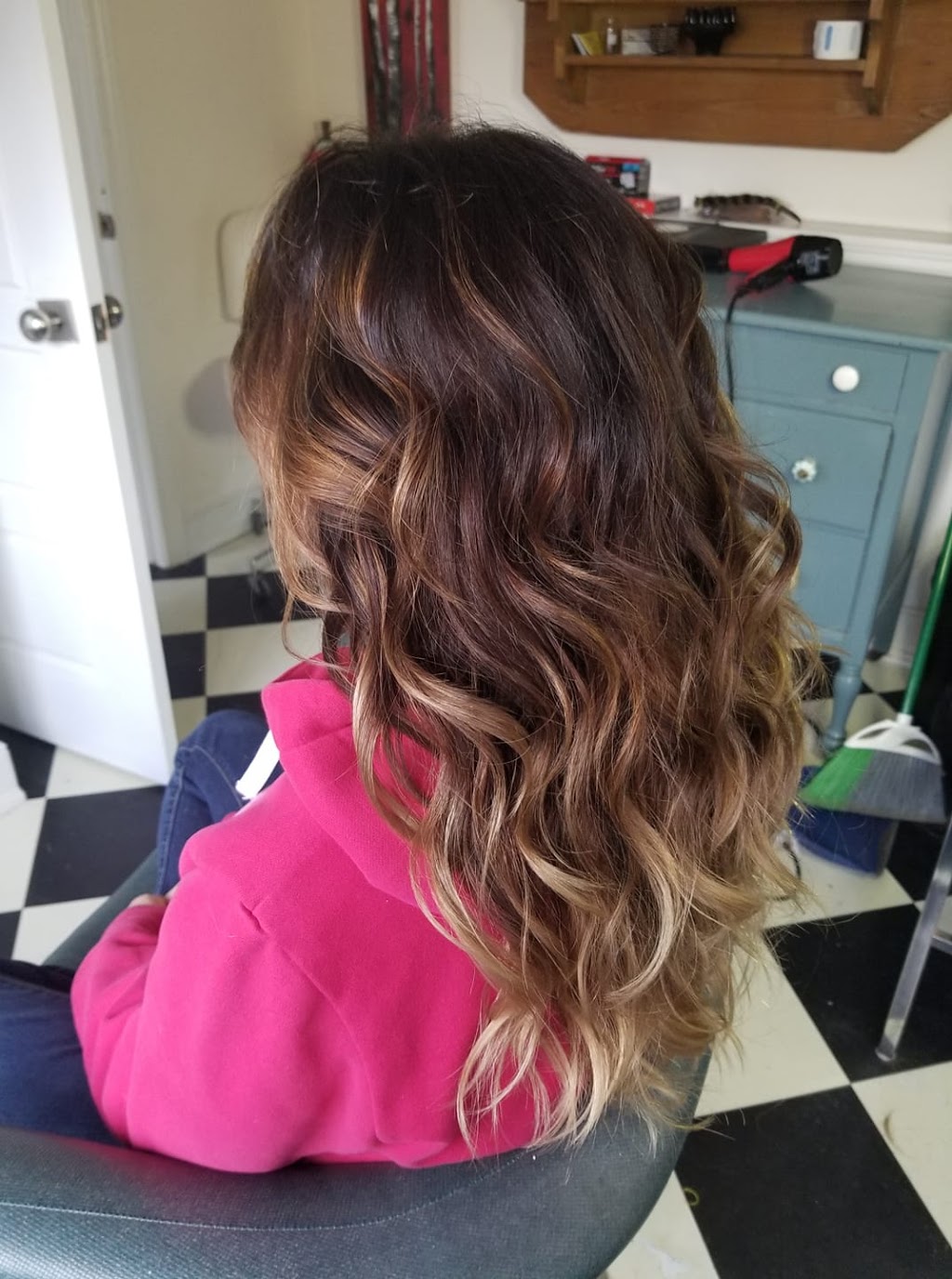Snip Ripp & Roll Hair Studio | 14110 Old Simcoe Rd, Prince Albert, ON L9L 1C1, Canada | Phone: (905) 447-4426