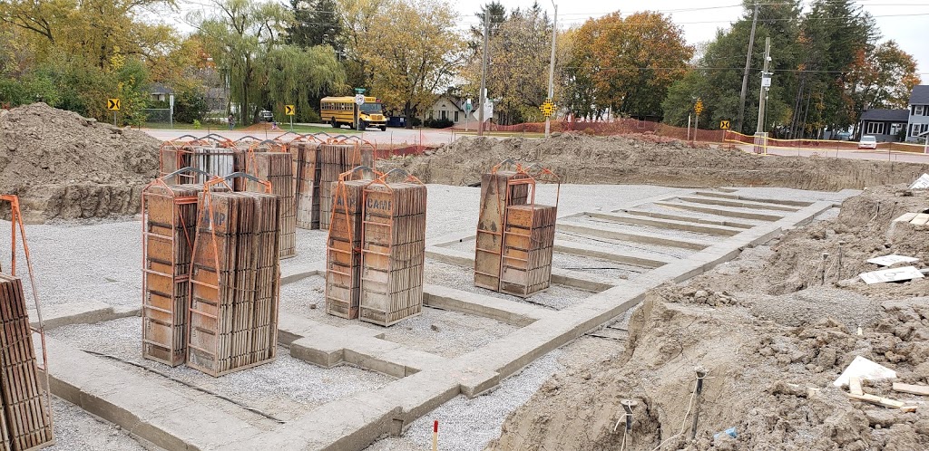 Homes by DeSantis | 461 Green Rd, Stoney Creek, ON L8E 5B4, Canada | Phone: (905) 664-7288