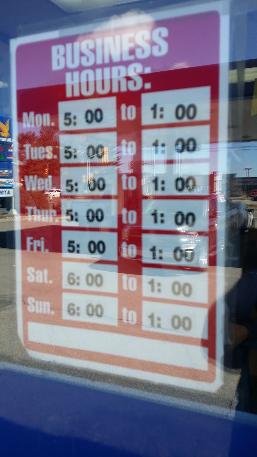 Ultramar | 2749 Laurier St, Rockland, ON K4K 1A3, Canada | Phone: (613) 446-1601