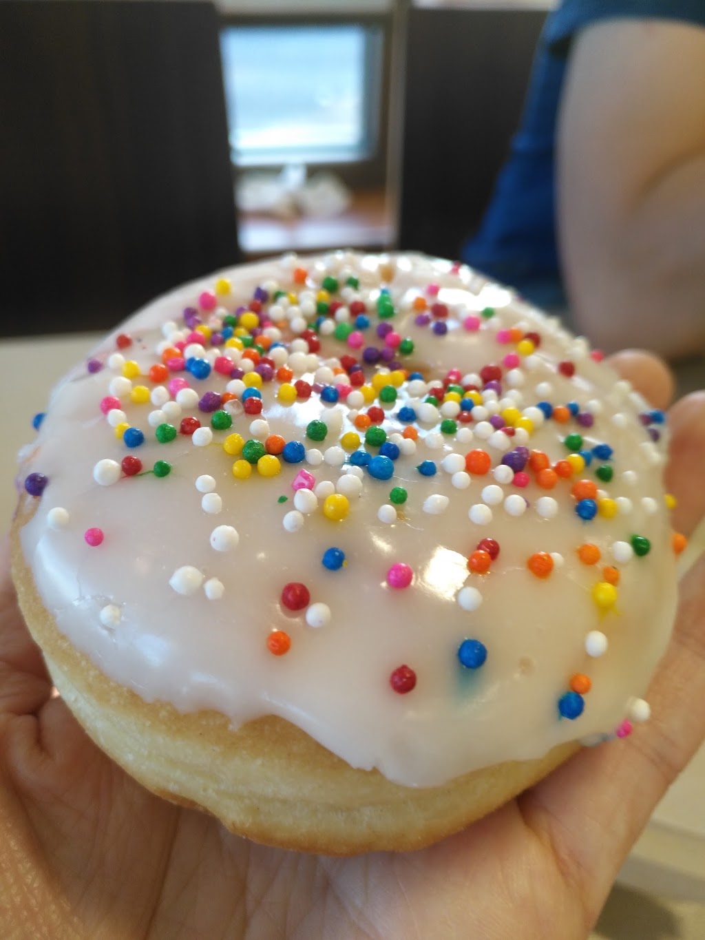 Tim Hortons | 5955 Leslie St, North York, ON M2H 1J8, Canada | Phone: (416) 492-5402