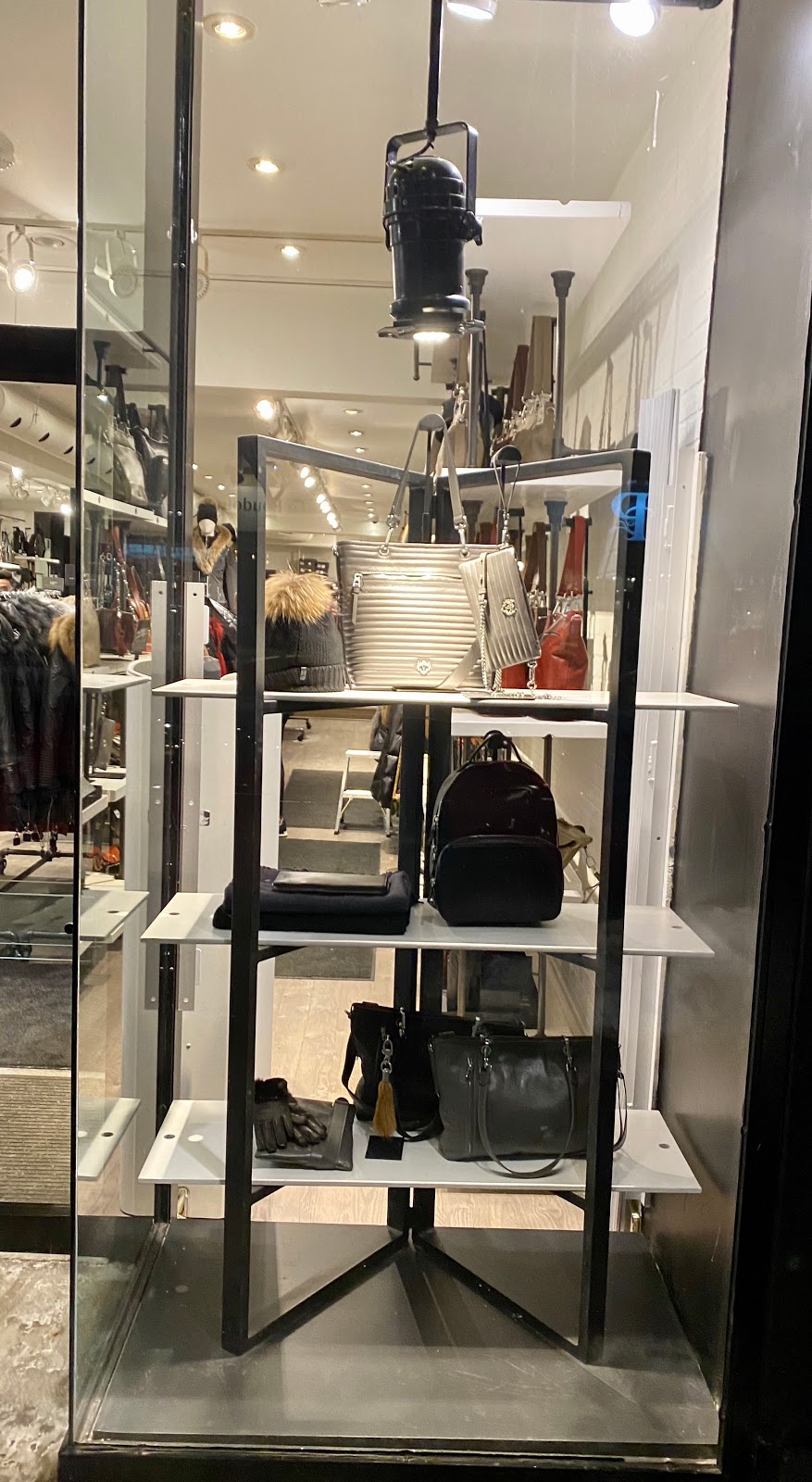 Rudsak | 1214 Avenue du Mont-Royal E, Montréal, QC H2V 2H4, Canada | Phone: (514) 508-4100