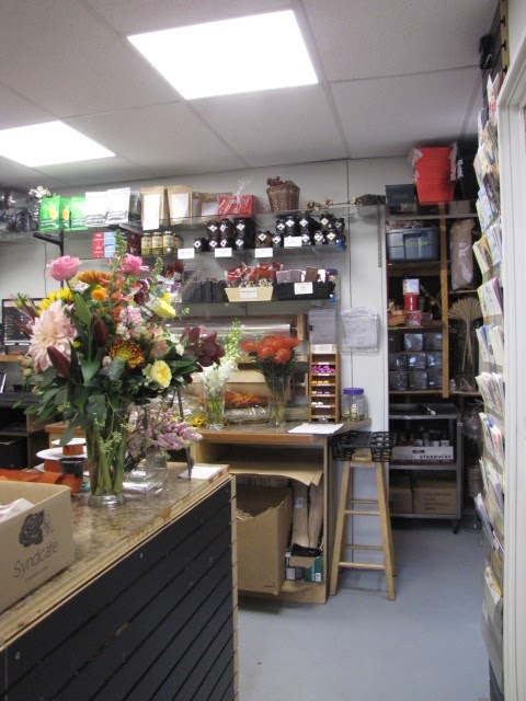Fresh N Fabulous Flowers and Gifts | 110 Islewood Dr, Bowser, BC V0R 1G0, Canada | Phone: (250) 752-8856
