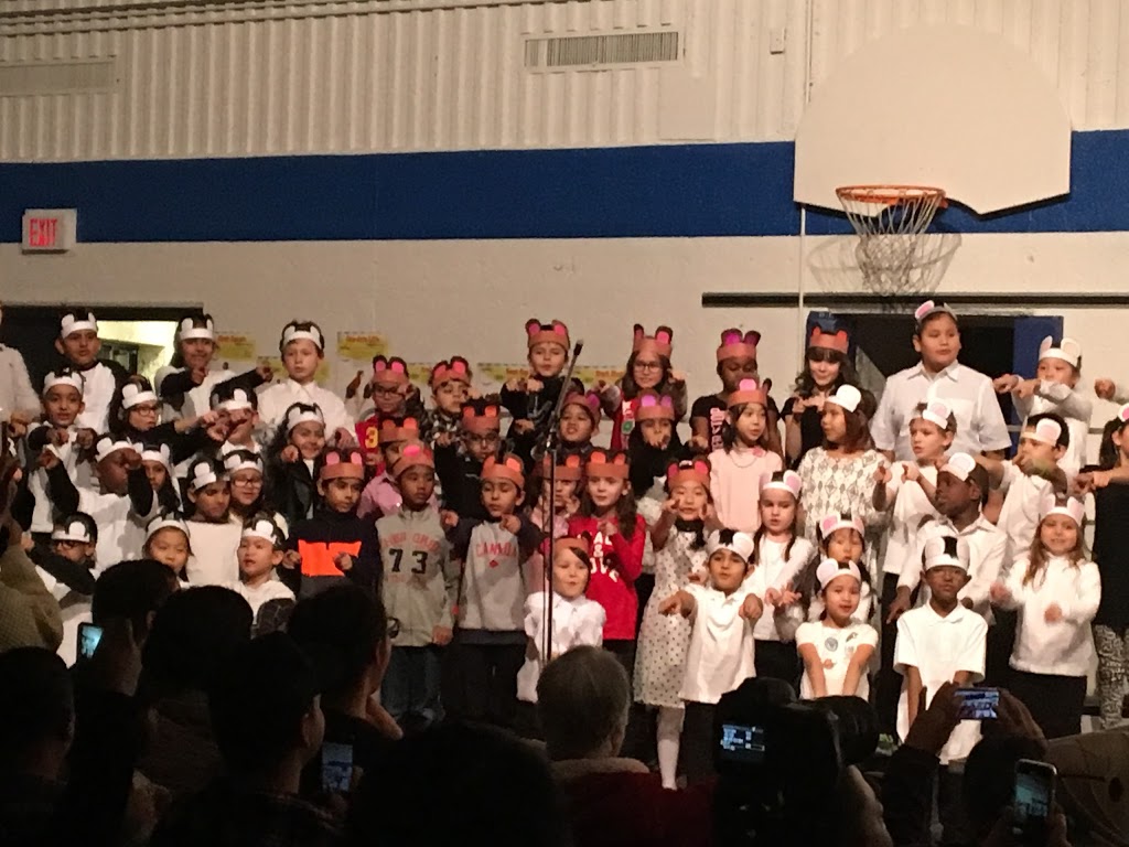Dalhousie School | 262 Dalhousie Dr, Winnipeg, MB R3T 2Z1, Canada | Phone: (204) 269-4101