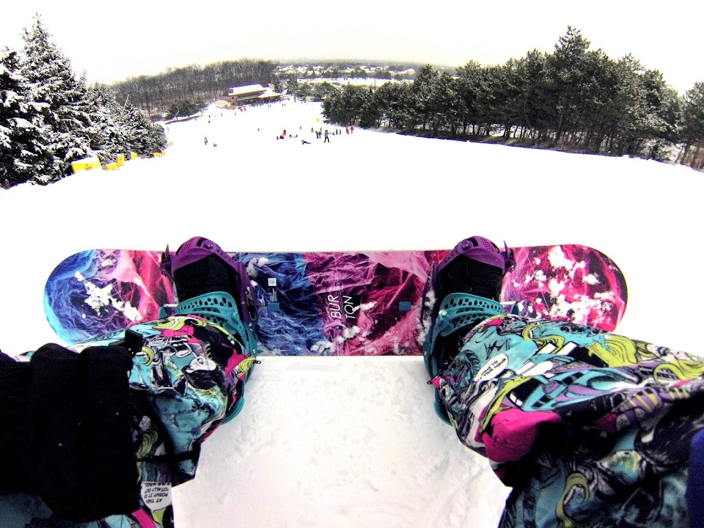 Centennial Park Ski Chalet | 256 Centennial Park Rd, Etobicoke, ON M9C 5N3, Canada | Phone: (416) 394-8750