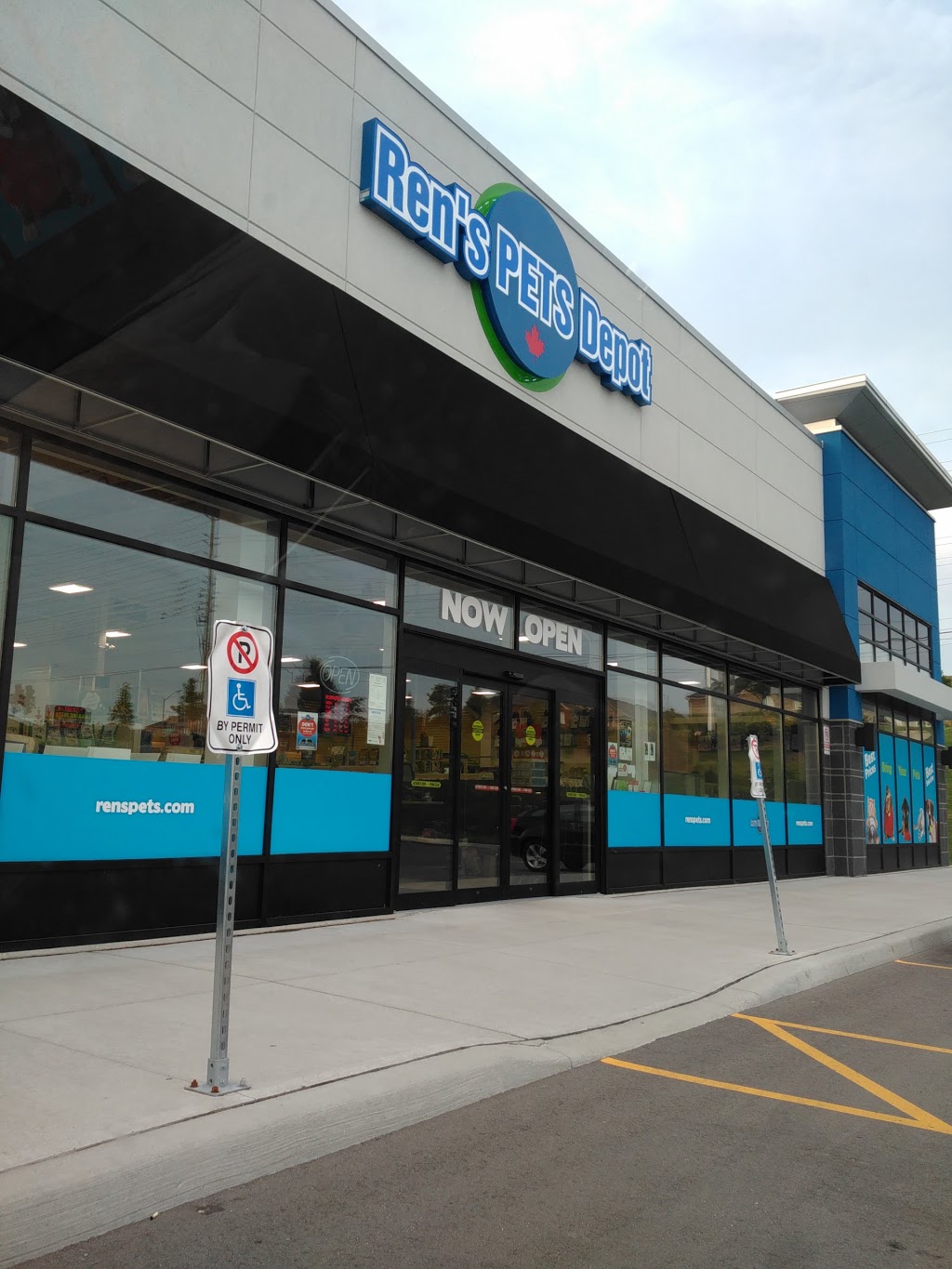 Rens Pets Aurora | 239 Earl Stewart Dr #5, Aurora, ON L4G 7Y3, Canada | Phone: (905) 503-2143