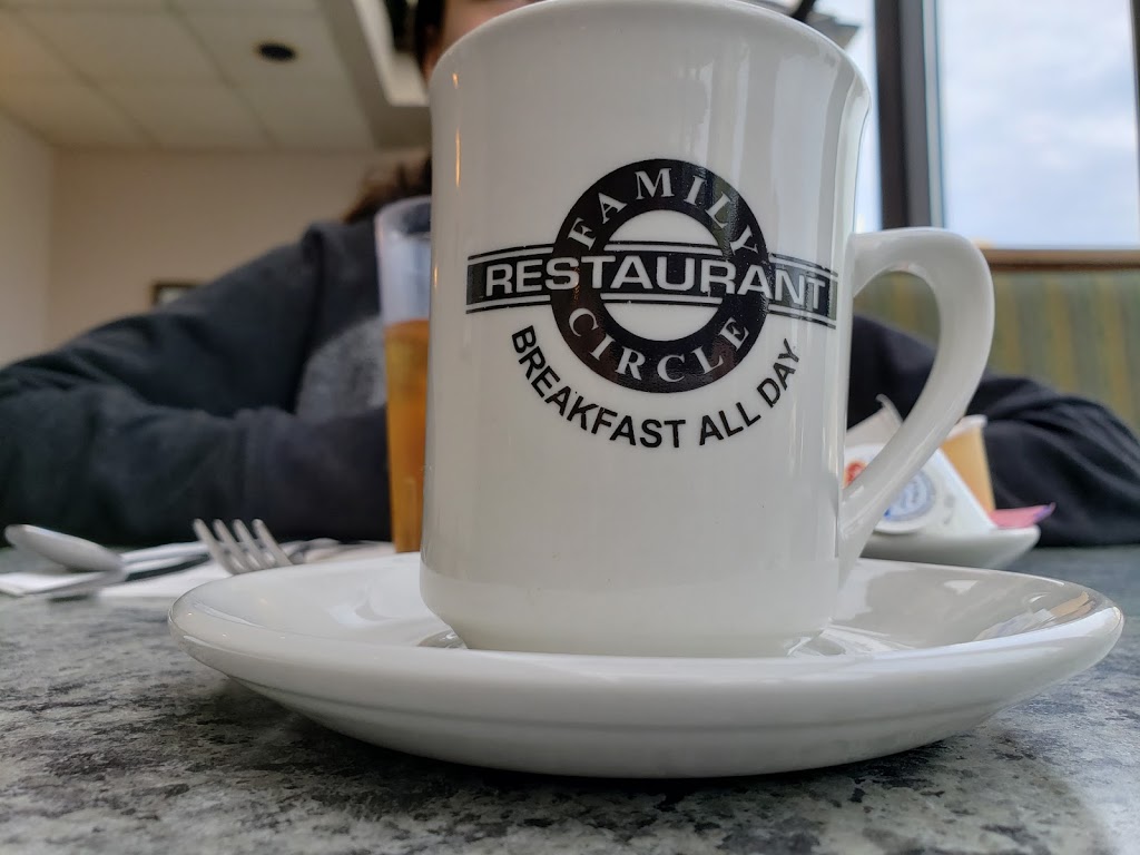 Family Circle Restaurant | 147 Wellington St, London, ON N6B 2K7, Canada | Phone: (519) 434-0441