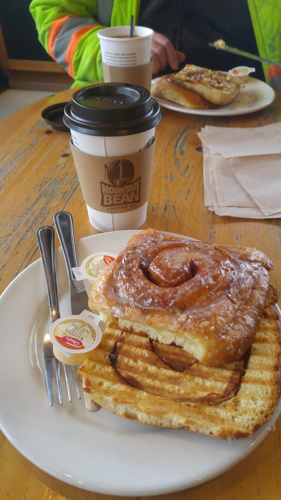 Mountain Bean Coffee Co | 2001 Henderson Hwy, Winnipeg, MB R2G 1P7, Canada | Phone: (204) 334-6959