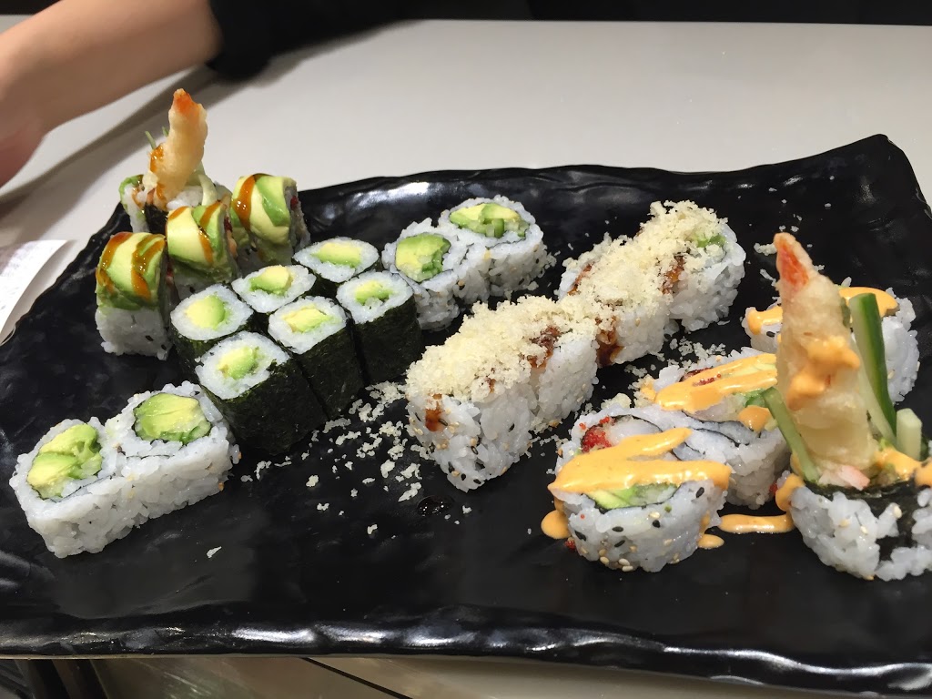 Spoon & Fork | 130 Park Pl Blvd, Barrie, ON L4N 0L1, Canada | Phone: (705) 733-8838