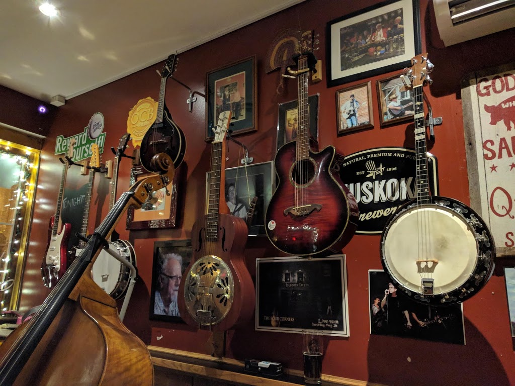 That Little Pub | 26 Bridge St W, Campbellford, ON K0L 1L0, Canada | Phone: (705) 653-0001