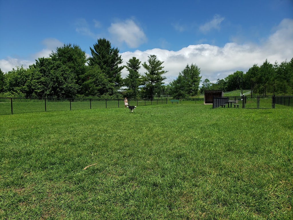Carleton Place Dog Park | 430 Edmond St N, Carleton Place, ON K7C 3G2, Canada | Phone: (613) 257-1005
