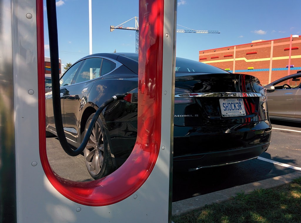 Tesla Supercharger | 4 Windward Dr, Grimsby, ON L3M 4E8, Canada | Phone: (877) 798-3752