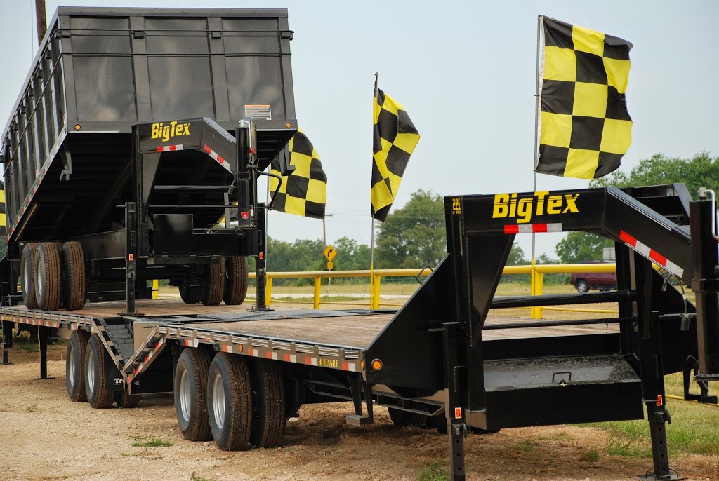 Ontario Trailers | store | 312868 ON-6, Durham, ON N0G 1R0, Canada | 5193692688 OR +1 519-369-2688