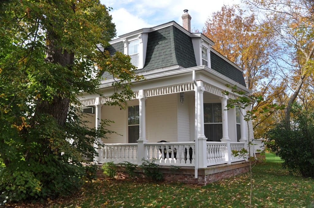 Rayski Guest House | 211 Old Post Rd, Grand Pré, NS B0P 1M0, Canada | Phone: (902) 300-3123
