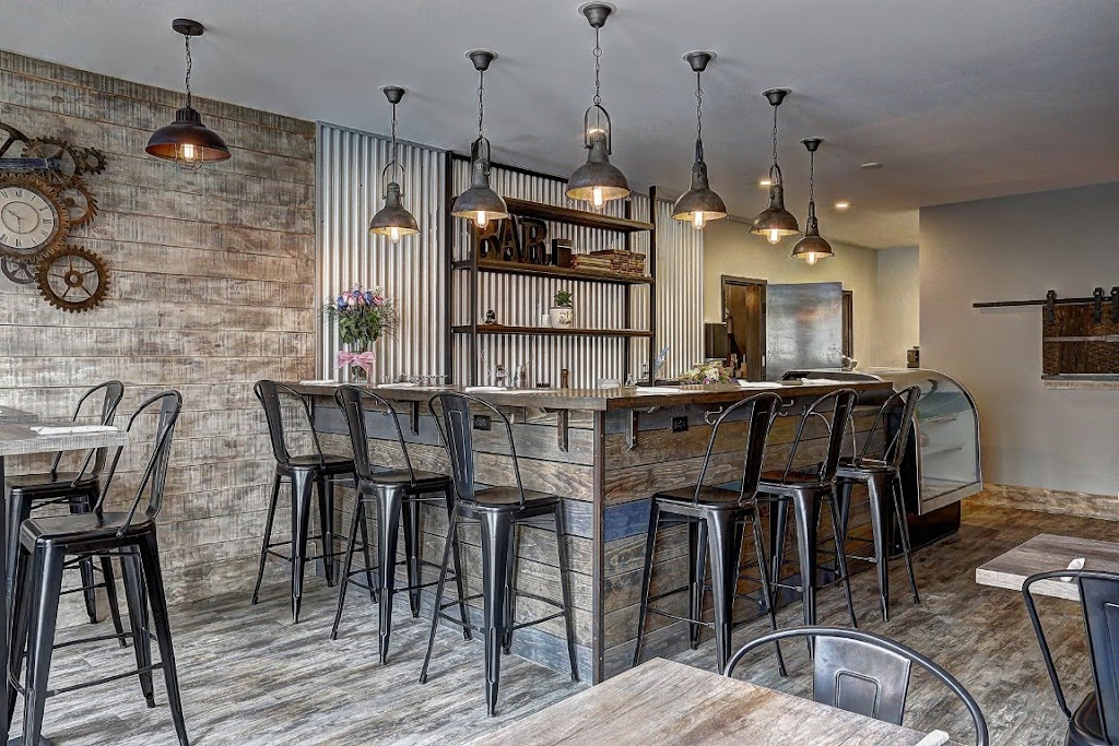 EC Builders | 1738 Joe Oliver Rd, Cobourg, ON K9A 4J8, Canada | Phone: (289) 251-5291