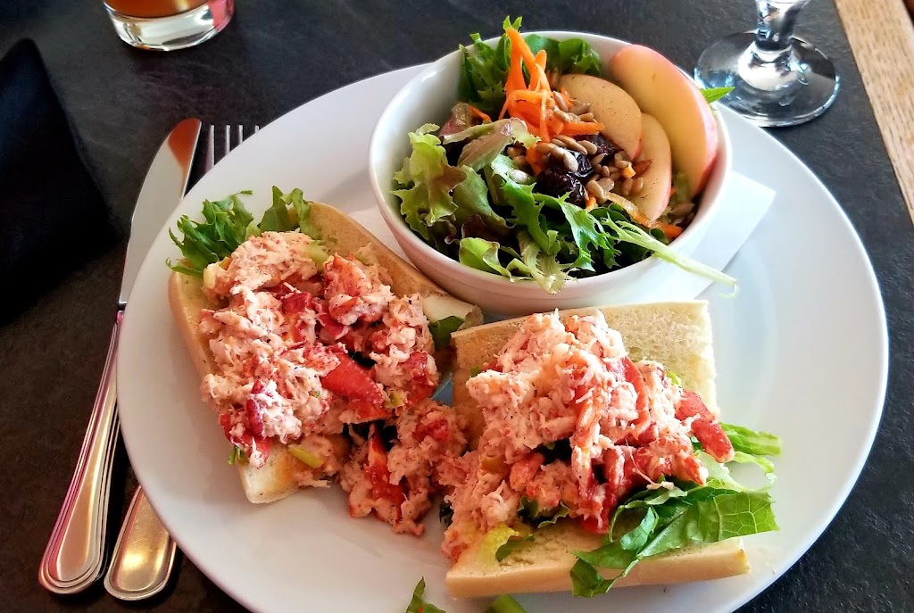 Bistro East | 274 St George St, Annapolis Royal, NS B0S 1A0, Canada | Phone: (902) 532-7992