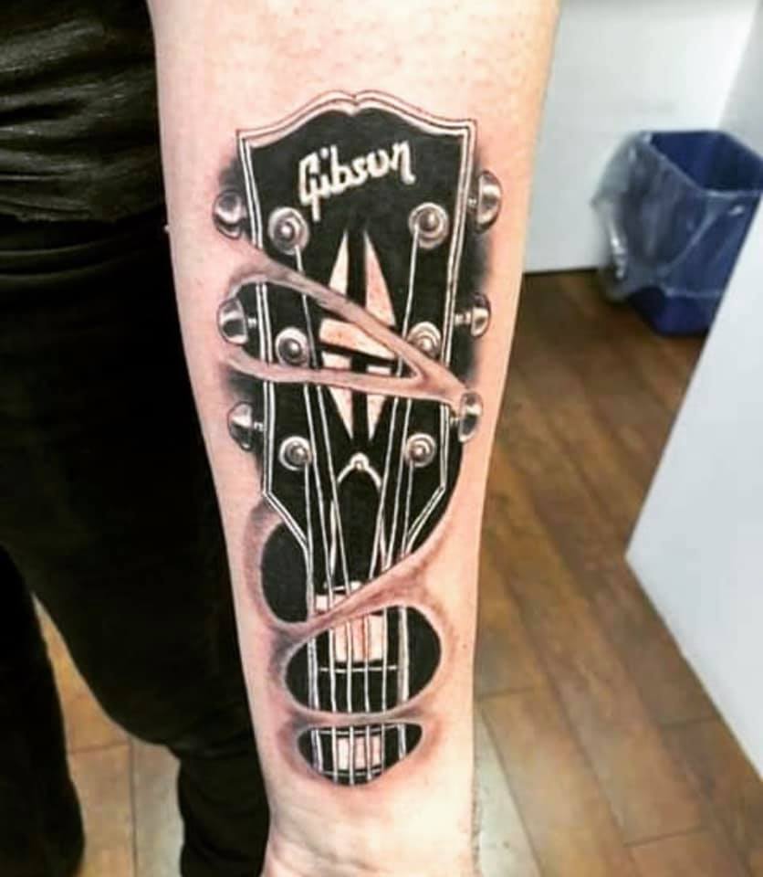 Goodfellas Ink 2 | 13671 66 St NW, Edmonton, AB T5C 0B8, Canada | Phone: (780) 477-9291
