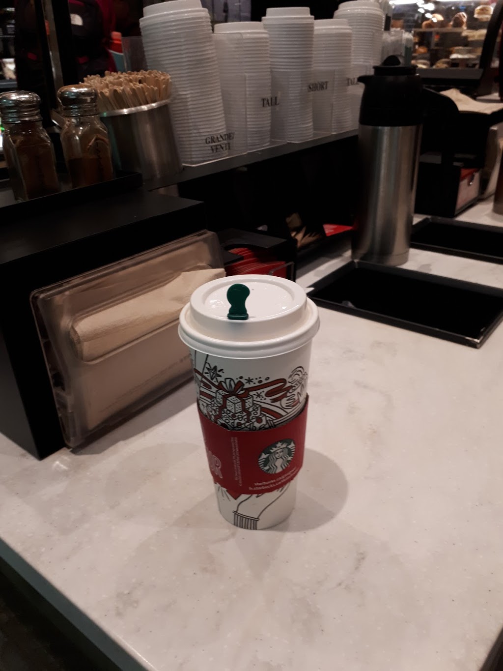 Starbucks | 76, 1 Edmonton City Centre NW, Edmonton, AB T5J 2Z2, Canada | Phone: (780) 428-0311