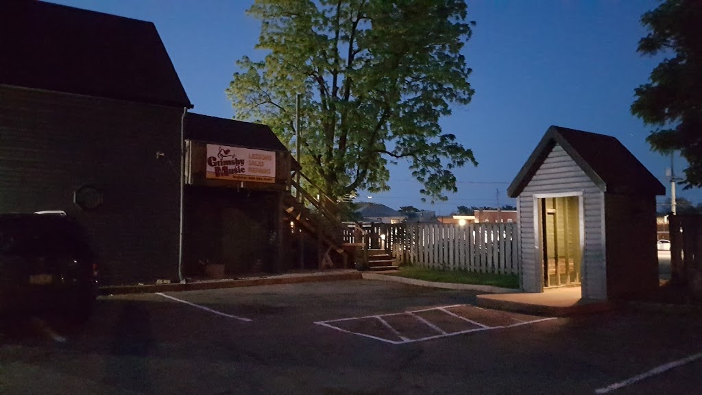 Grimsby Music | 13 Mountain St Building B, Grimsby, ON L3M 3J7, Canada | Phone: (289) 965-9407