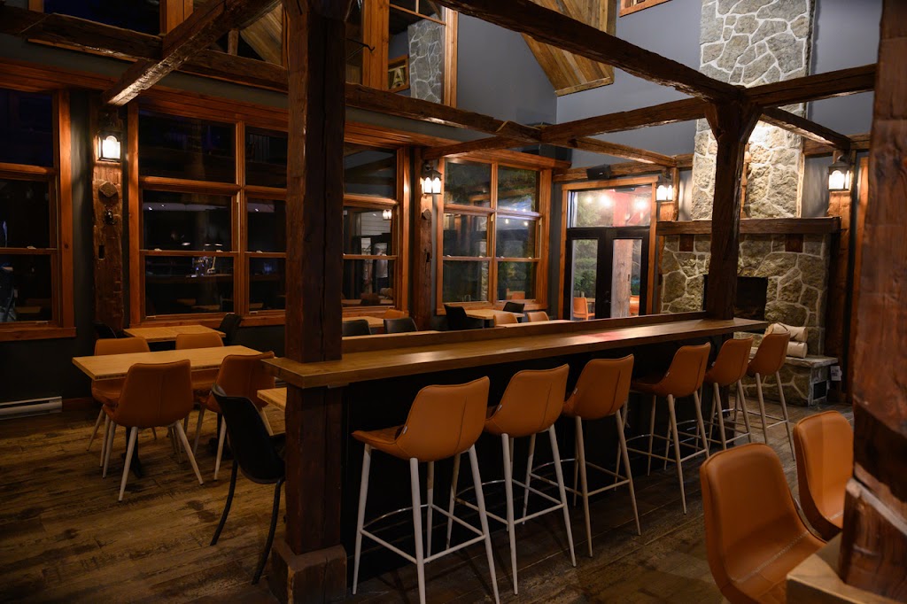 Anorak - Broue Pub / Brasserie | restaurant | 2 Rue Meadowbrook, Morin-Heights, QC J0R 1H0, Canada | 5794771004 OR +1 579-477-1004