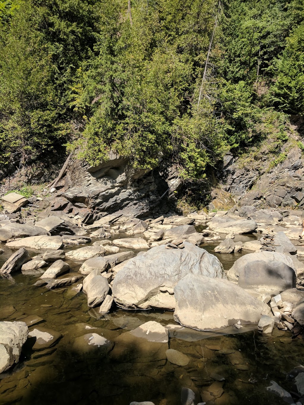 Parc de la Gorge de Coaticook | 400 Rue Saint-Marc, Coaticook, QC J1A 2T7, Canada | Phone: (819) 849-2331