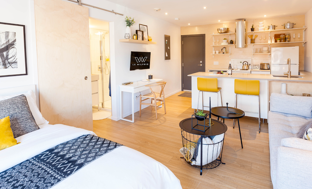 Le Wilfrid | 5252 Rue St-Hubert, Montréal, QC H2J 3Z6, Canada | Phone: (514) 884-5683