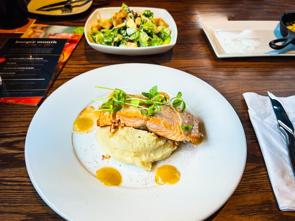 State & Main | 1880 Ogilvie Rd, Gloucester, ON K1J 7P4, Canada | Phone: (613) 656-4900