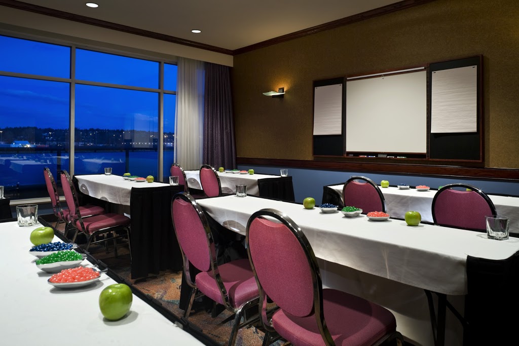 Inn At The Quay | 900 Quayside Dr, New Westminster, BC V3M 6G1, Canada | Phone: (604) 520-1776