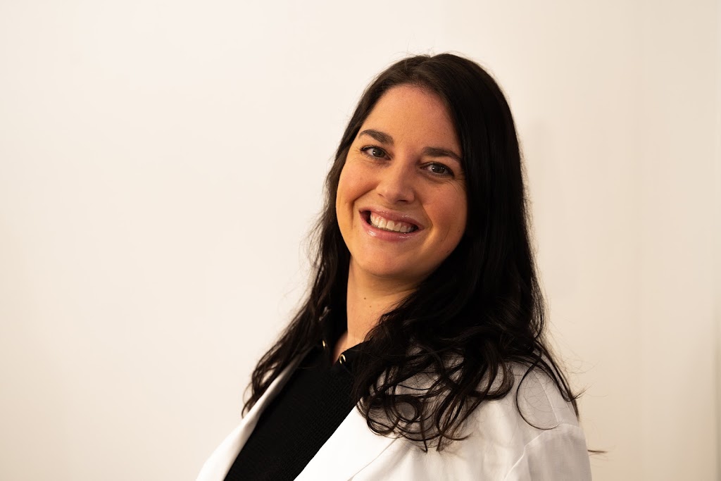 Laurence Bourassa Podiatry Care | 1000 Chem. des Daniel, Shawinigan, QC G0X 1L0, Canada | Phone: (819) 266-3308