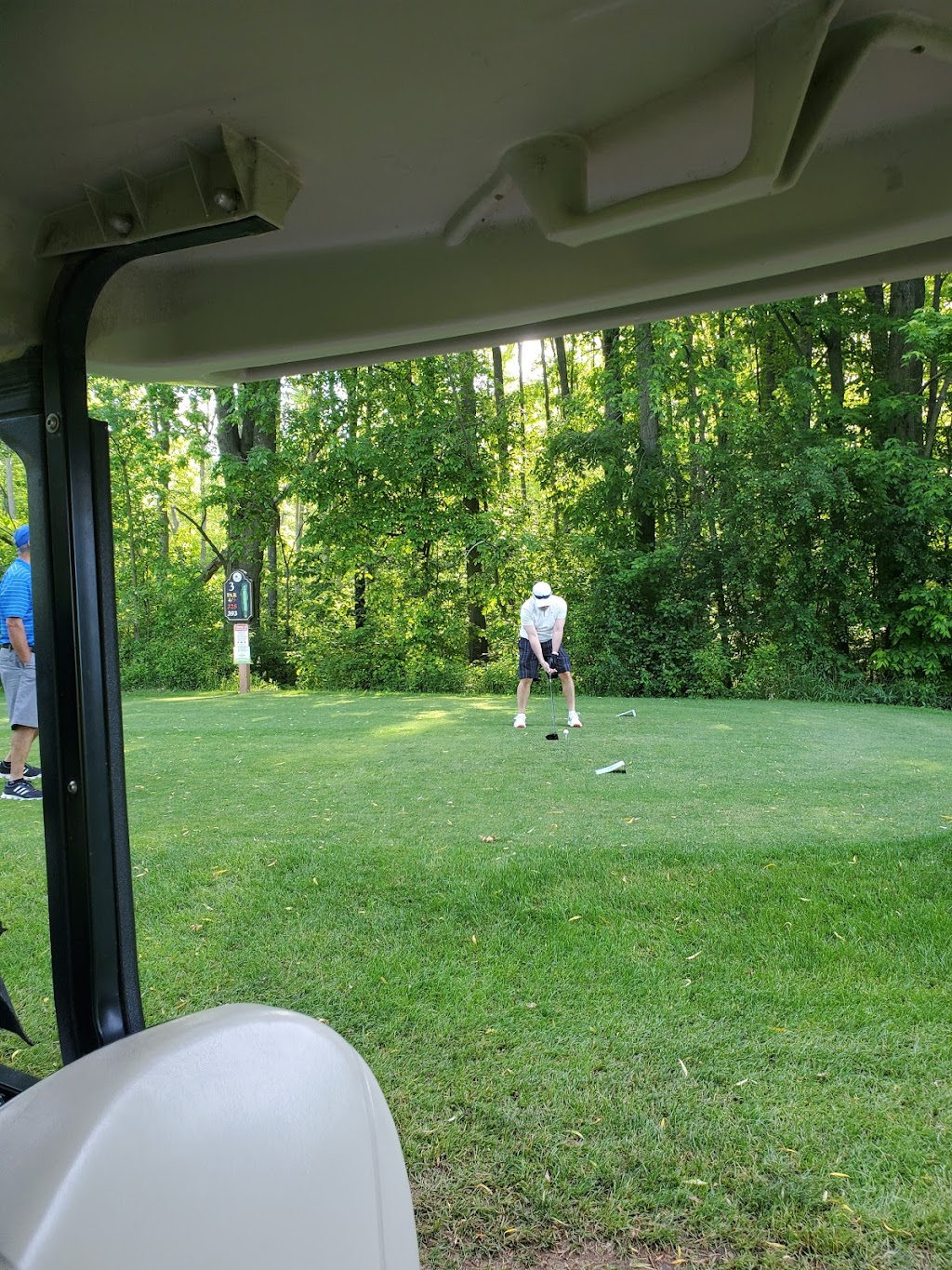 The Willows Golf & Country Club | 2124 Westchester Bourne, London, ON N6M 1H6, Canada | Phone: (519) 268-2161