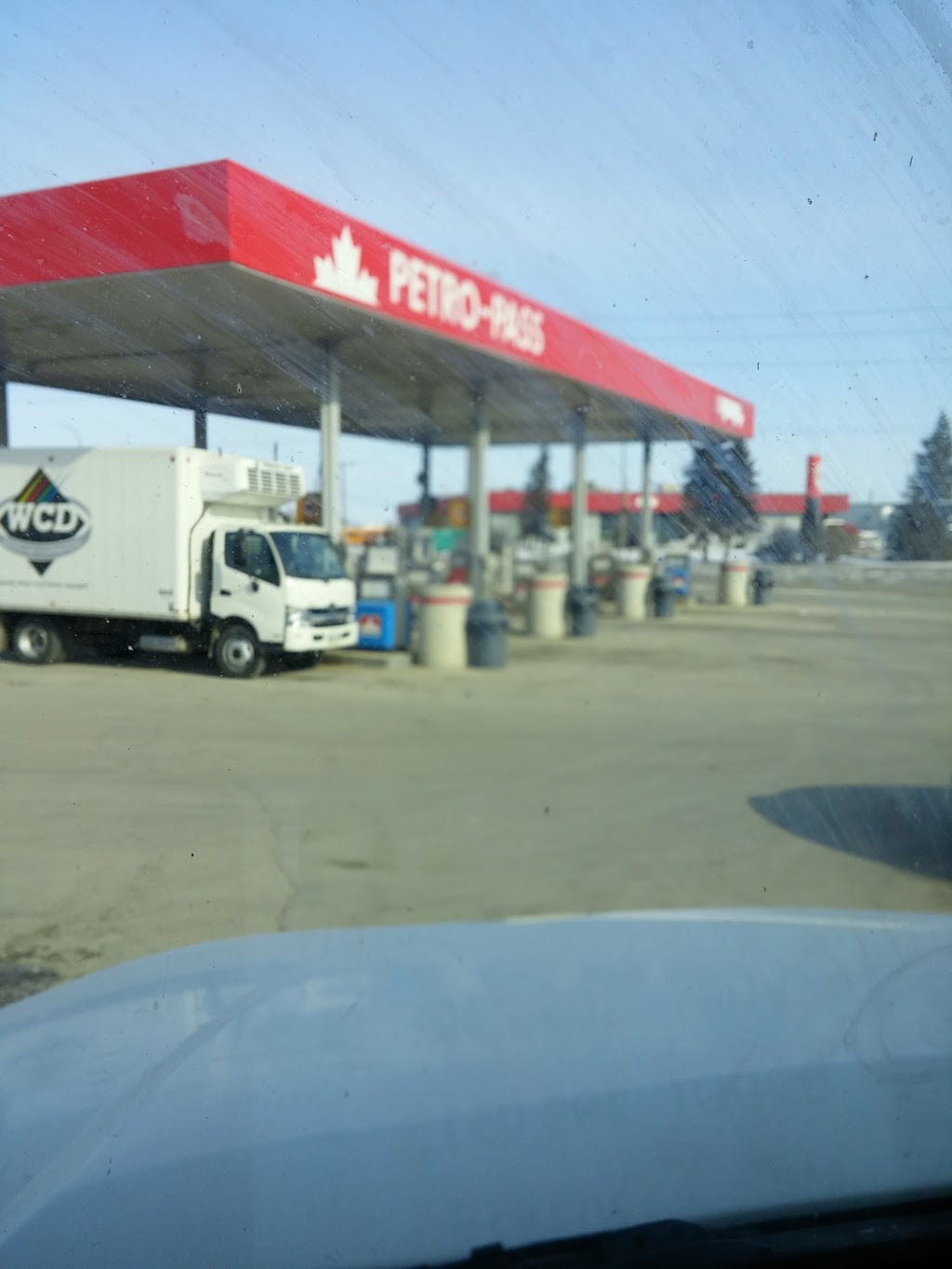 Petro-Pass Truck Stop | 425 Oak Point Hwy, Winnipeg, MB R2R 1T9, Canada | Phone: (204) 694-3835