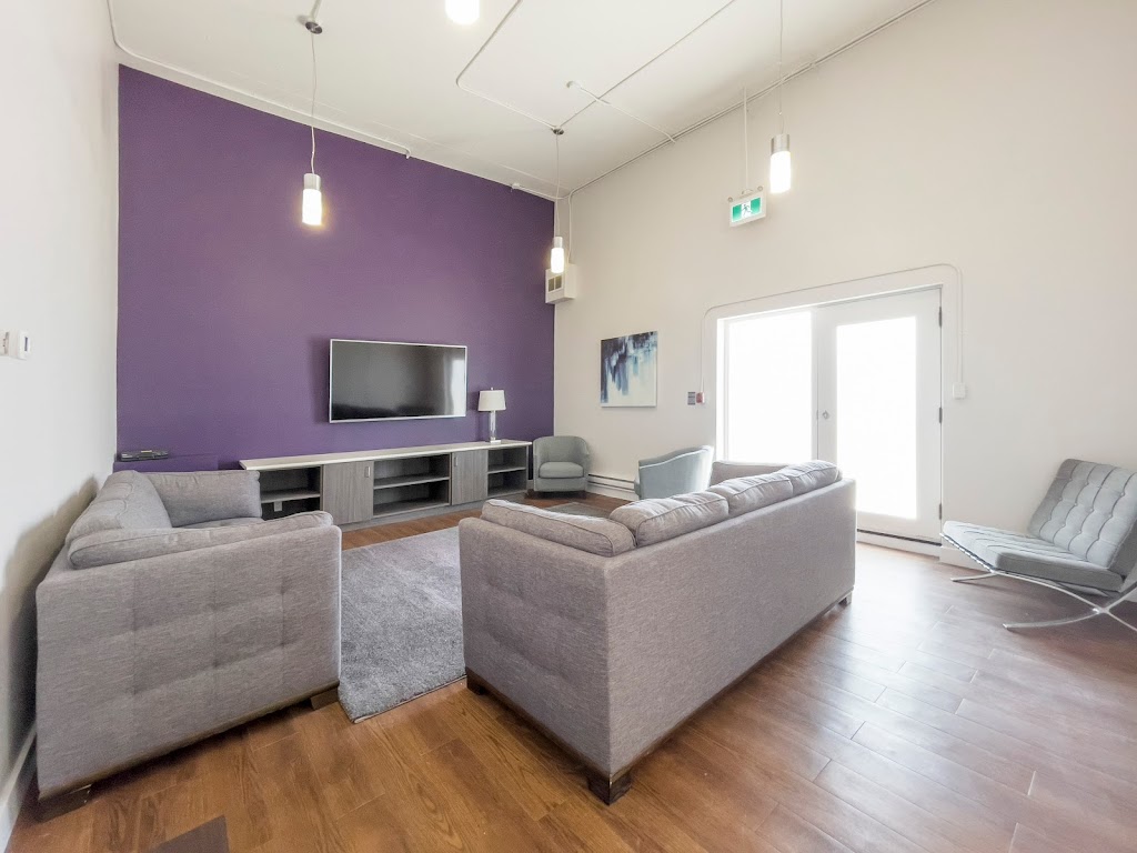 Centennial Towers | 150 Darling St, Brantford, ON N3T 6A7, Canada | Phone: (519) 770-4998