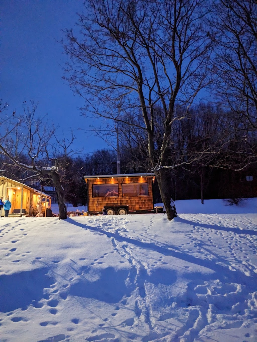 Solstice sauna North Hatley | Sauna social | 2070 Chem. du Lac, North Hatley, QC J0B 2C0, Canada | Phone: (819) 201-7621