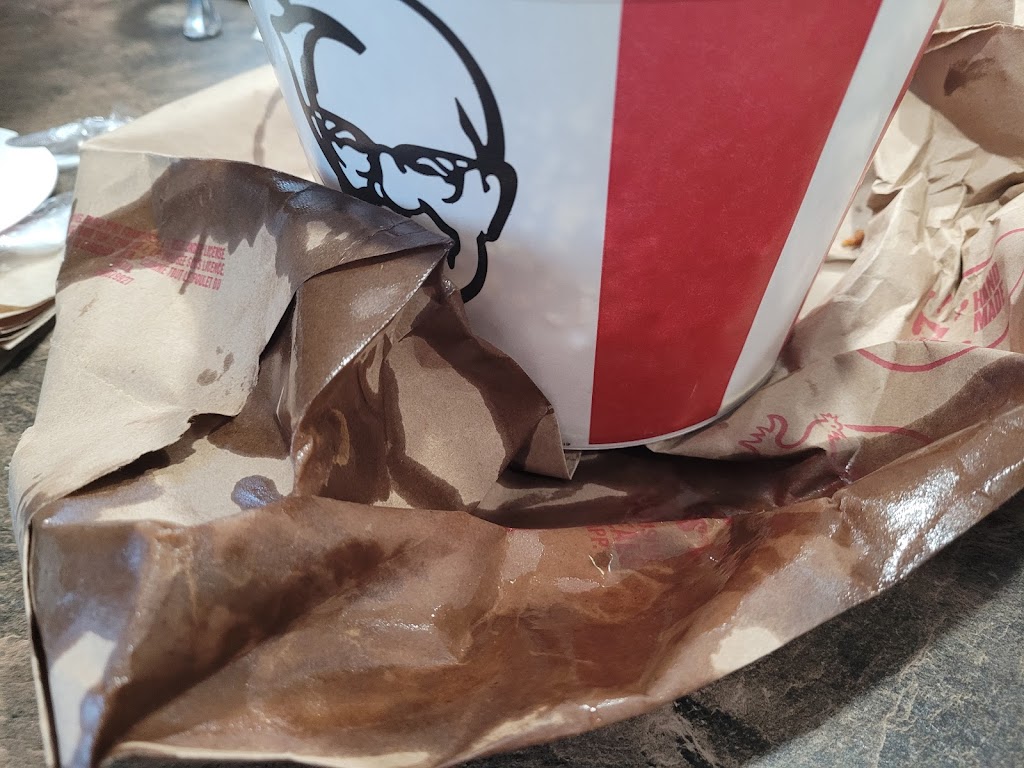 KFC | 786 Chemong Rd, Peterborough, ON K9H 5Z3, Canada | Phone: (705) 742-2519