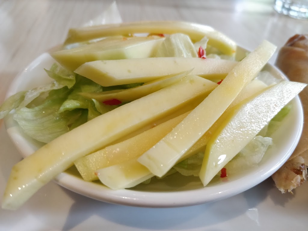 Green Papaya | 2401 Yonge St, Toronto, ON M4P 3H1, Canada | Phone: (416) 932-8891