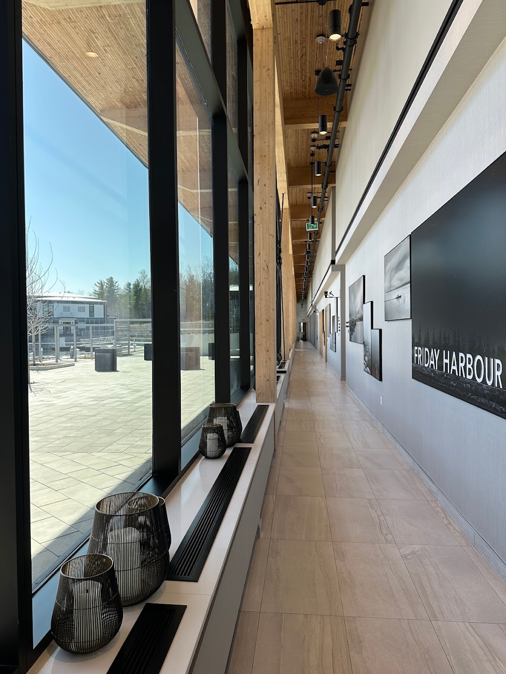 The Lake Club - Friday Harbour Resort | 330 Sunseeker Ave, Innisfil, ON L9S 0J7, Canada | Phone: (705) 812-8884
