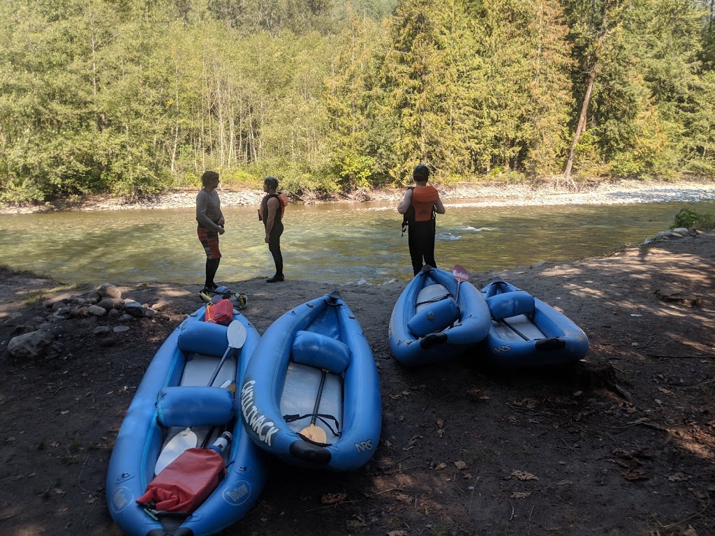 Chilliwack River Rafting | 49704 Chilliwack Lake Rd, Chilliwack, BC V4Z 1A7, Canada | Phone: (800) 410-7238