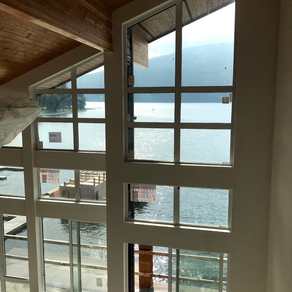 Lakeside | 3175 Columbia Valley Hwy, Cultus Lake, BC V2R 5A3, Canada | Phone: (604) 819-1544