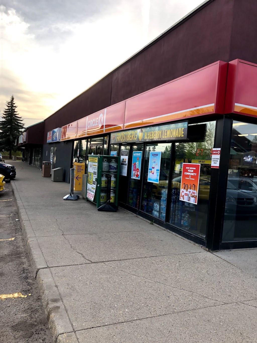Circle K | 14003 Victoria Trail NW, Edmonton, AB T5Y 2B6, Canada | Phone: (780) 476-0990