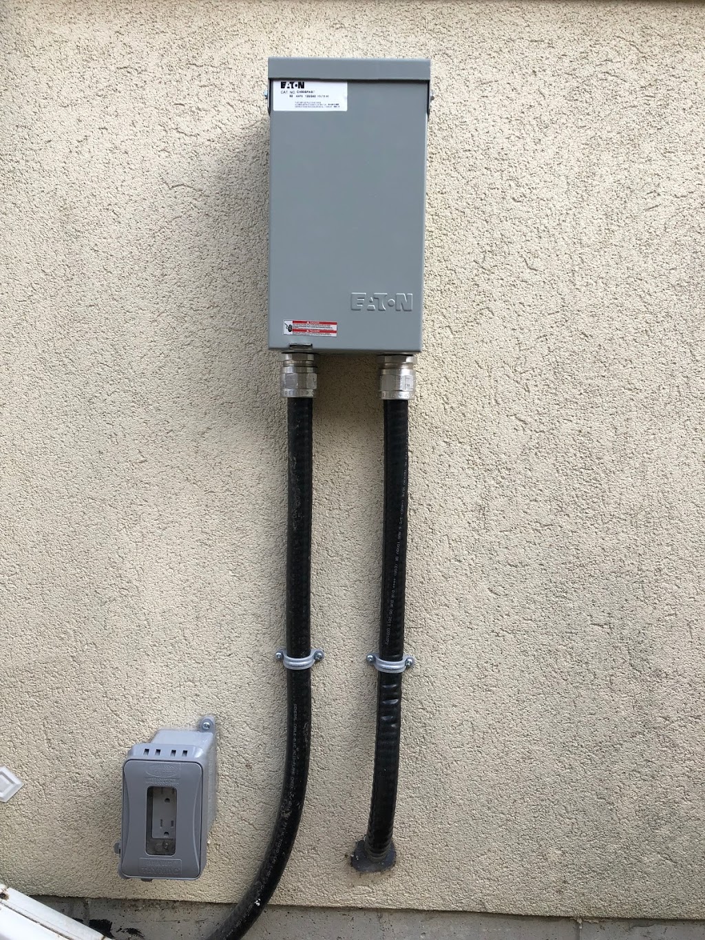 Deno Electric | 8 Rickert Way, Petersburg, ON N0B 2H0, Canada | Phone: (226) 338-4859