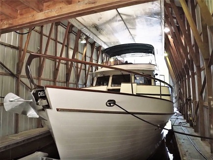 Raven Marine Services | 2300 Canoe Cove Rd #18, North Saanich, BC V8L 3X9, Canada | Phone: (250) 655-3934