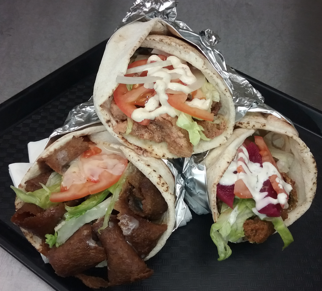 Yellowhead Donair and Pizza | 8-14220 Yellowhead Hwy, Edmonton, AB T5L 3C2, Canada | Phone: (780) 488-8832