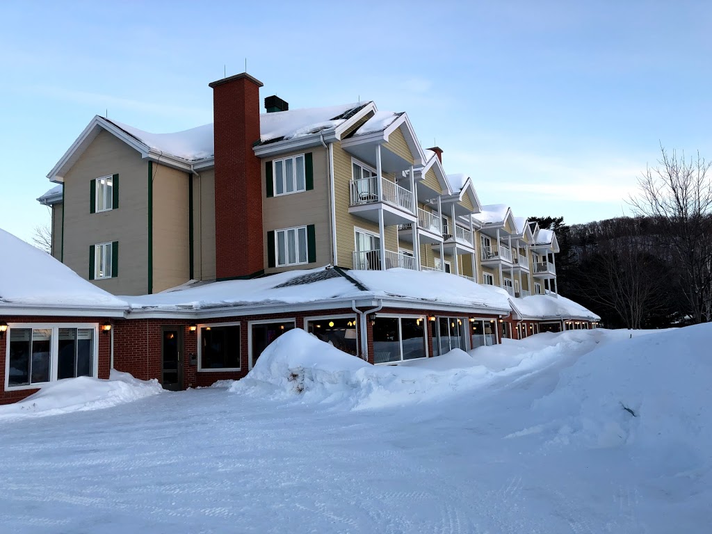 Lac à Leau Claire | 500 Chemin du Lac à lEau Claire, Saint-Alexis-des-Monts, QC J0K 1V0, Canada | Phone: (819) 265-3185