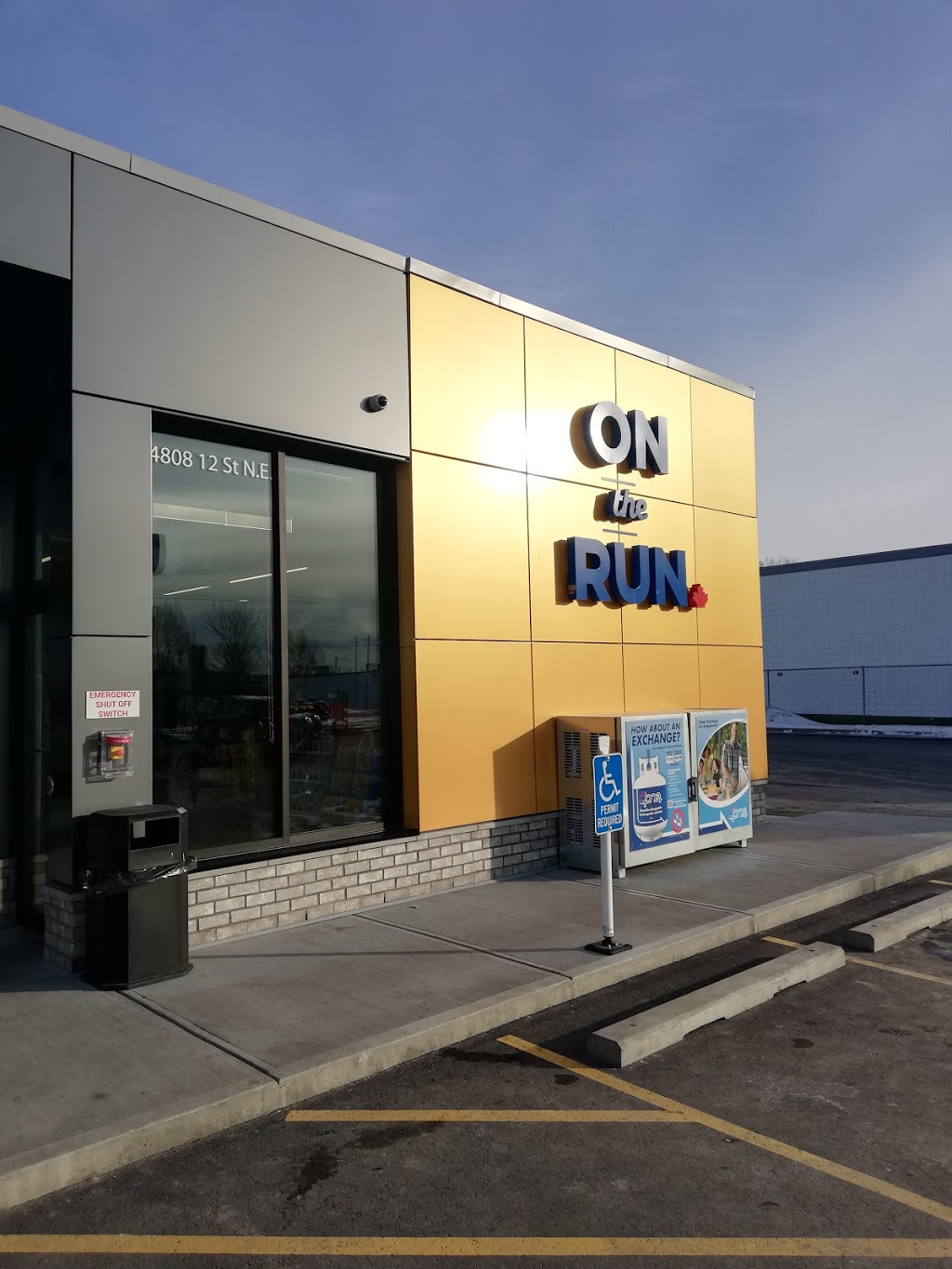 Chevron - McKnight | 4808 12 St NE, Calgary, AB T2E 4R4, Canada | Phone: (403) 230-2532