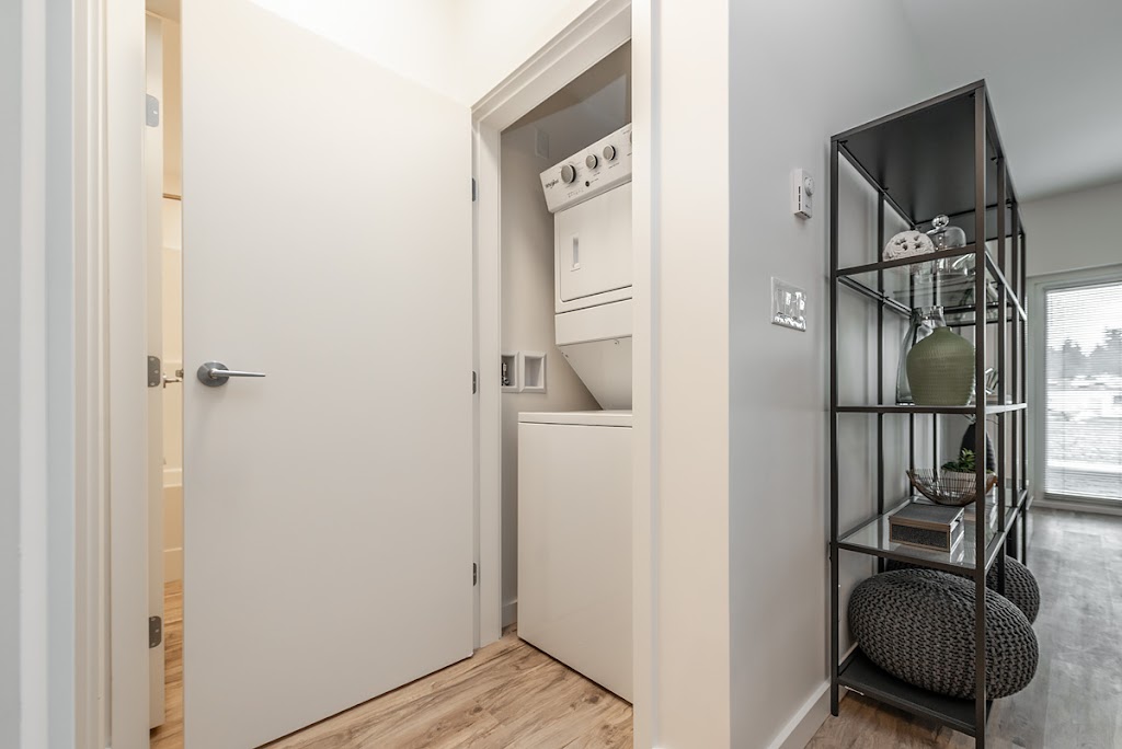 Ravenline Estates Apartments | 1291 Craigflower Rd, Victoria, BC V9A 0H2, Canada | Phone: (250) 886-3836