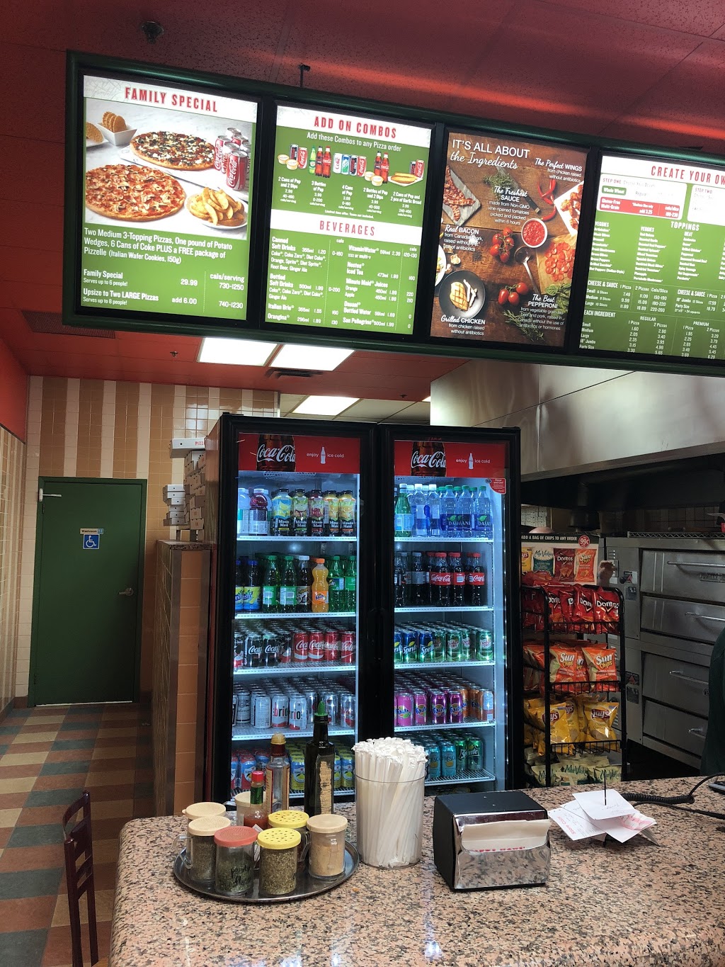 Pizza Nova | 7235 Bellshire Gate, Mississauga, ON L5N 7X1, Canada | Phone: (416) 439-0000