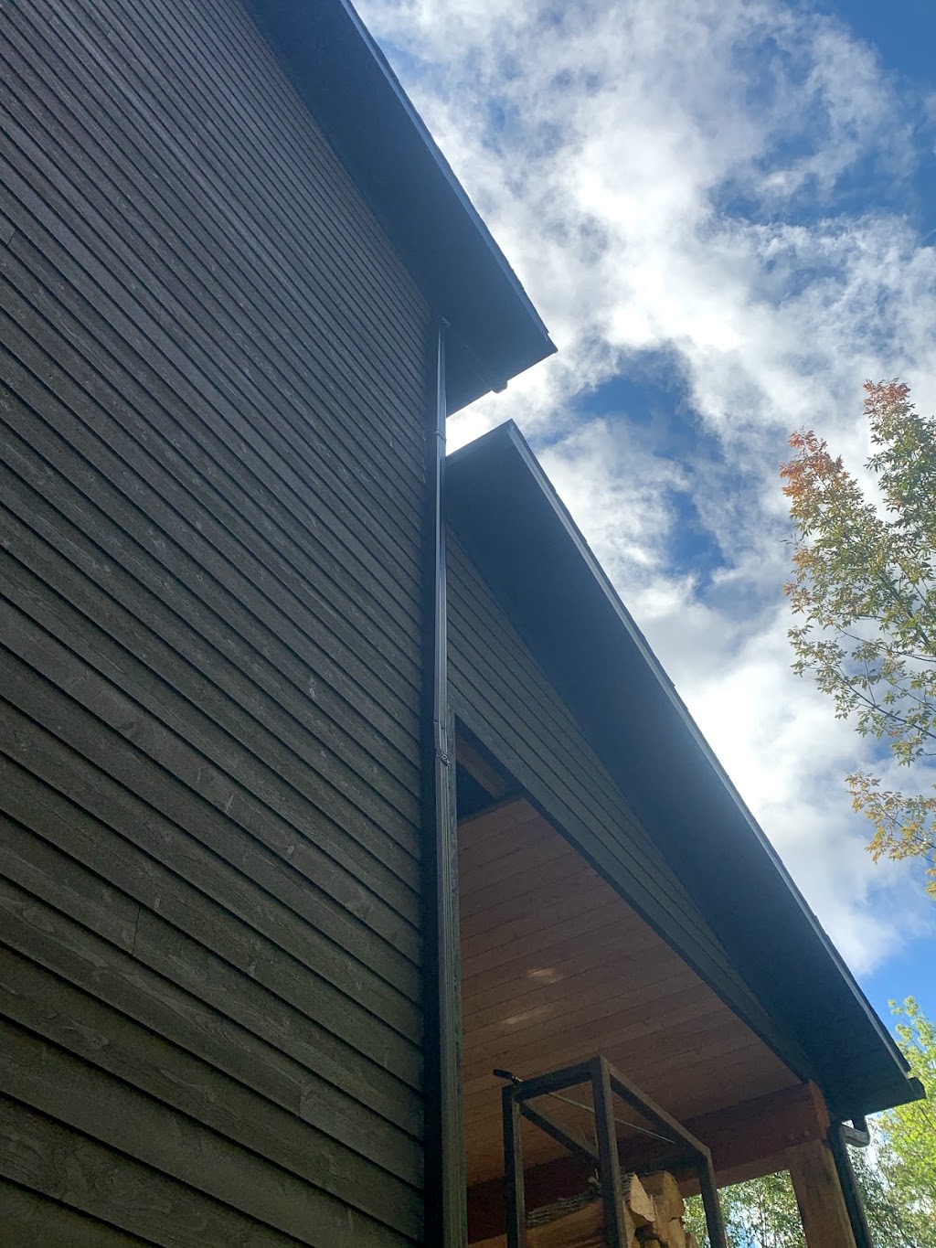 Liberty Exteriors and Roofs | 1096 4th Ave E, Owen Sound, ON N4K 2P2, Canada | Phone: (289) 788-1703