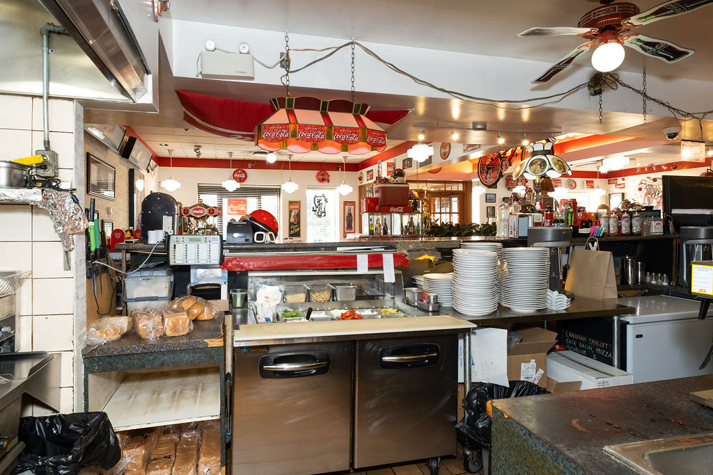 Troys Diner Inc | 295 Main St E, Milton, ON L9T 1P1, Canada | Phone: (905) 878-8783