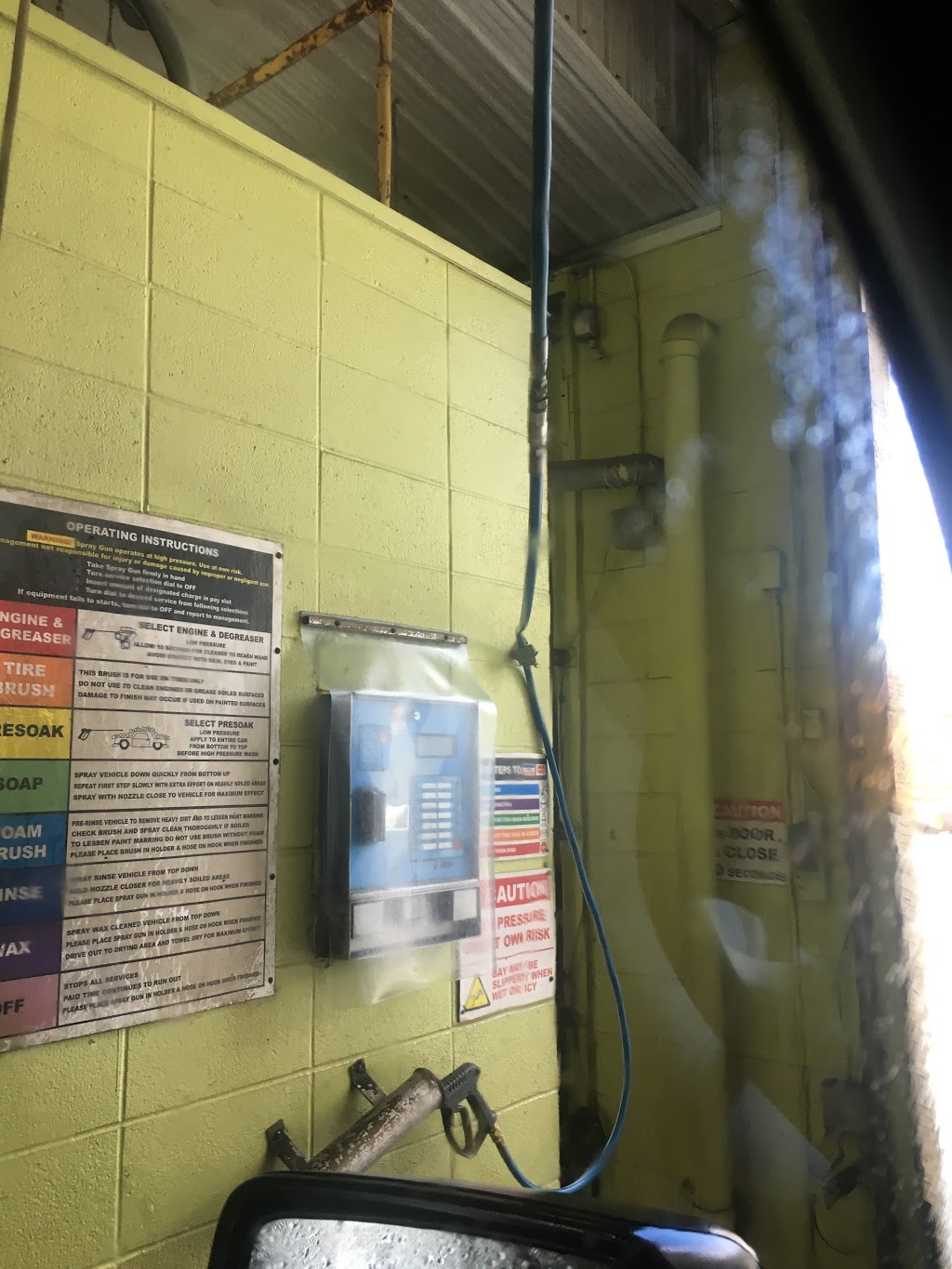 Crowchild Coin Car Wash | 516 Crowchild Trail NW, Calgary, AB T2N 2R7, Canada | Phone: (403) 270-4443